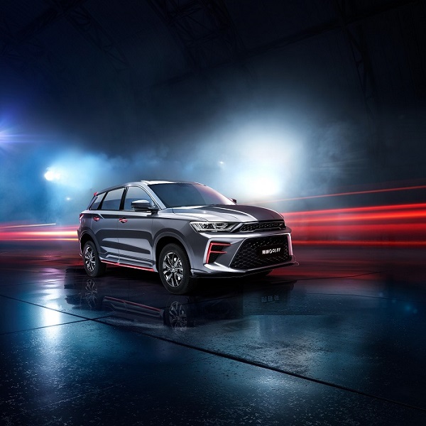 【搜狐网】个性与性价比并存，，，斯威G01FF与年轻人更对味