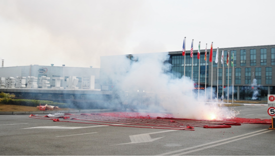 开工大吉，，，喜悦出发，，，一起向未来！